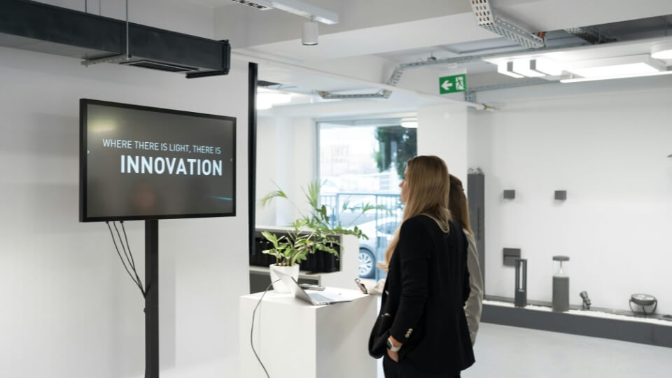 technology and web commerce systems background
